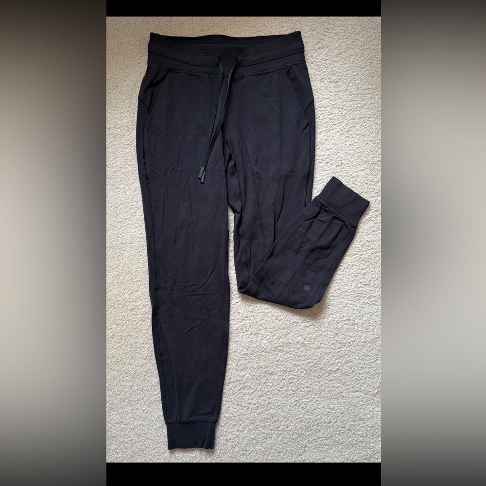 Lululemon black Jogger Pants